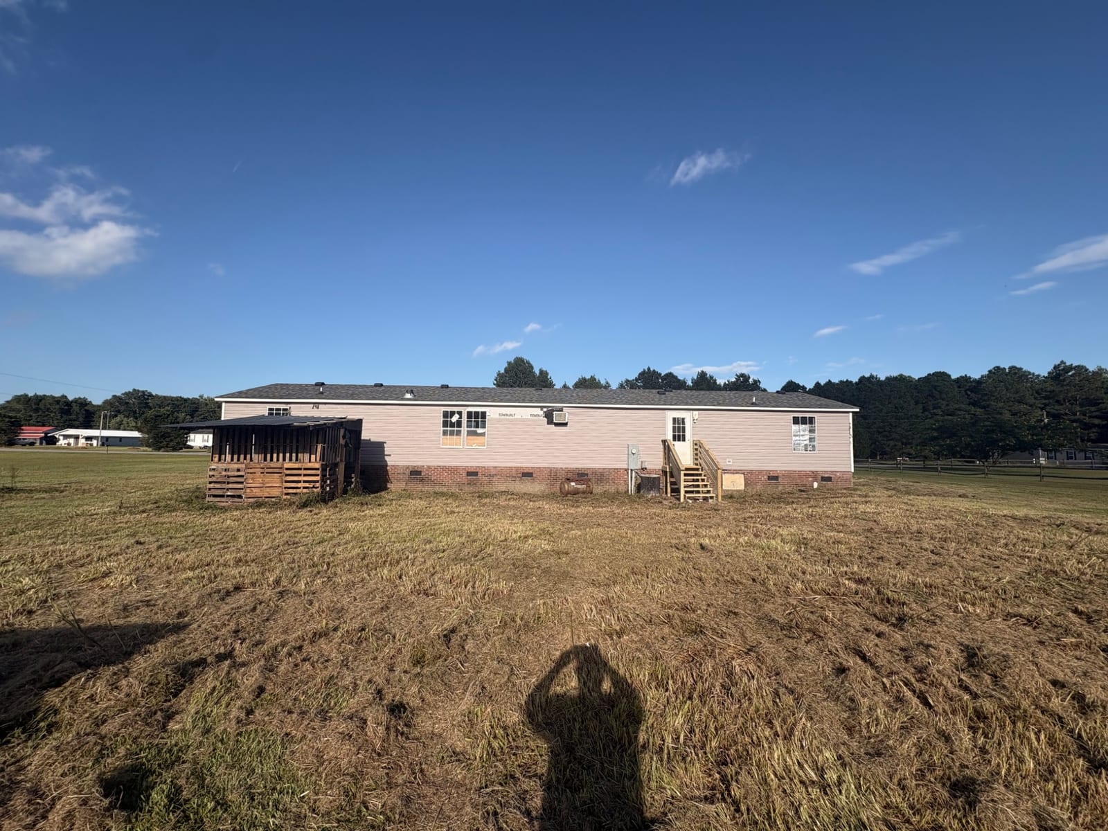 596 Emmett Ln